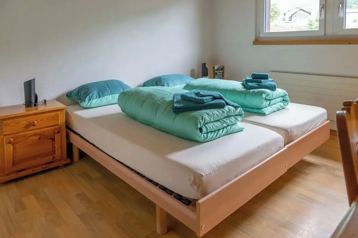 Room 5 of 13