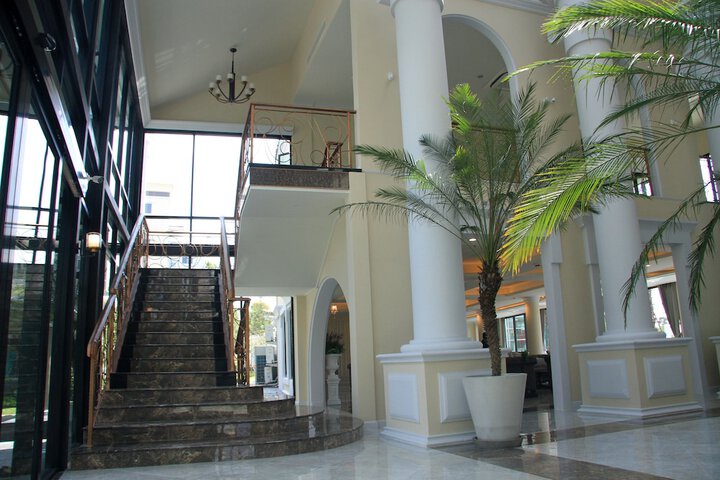 Hotel Interior 4 of 150