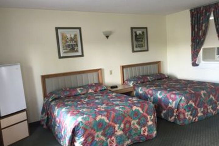 Room 7 of 10