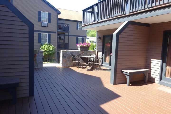 Terrace/Patio 24 of 49
