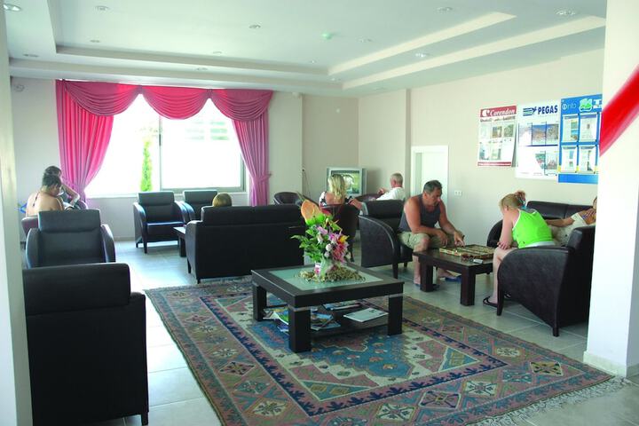 Entrance & Lobby