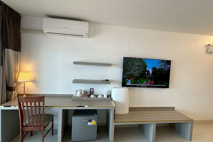 Room 15 of 54