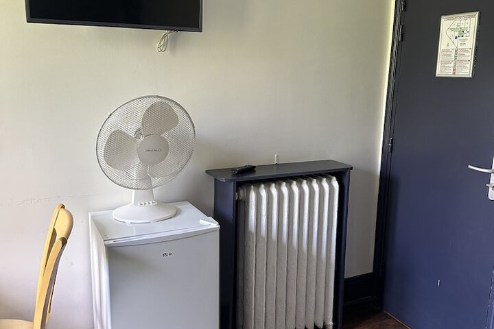 Room 21 of 36