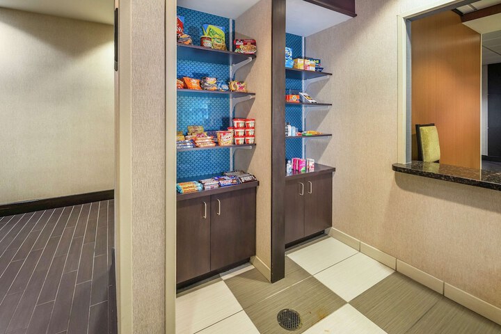 Snack bar