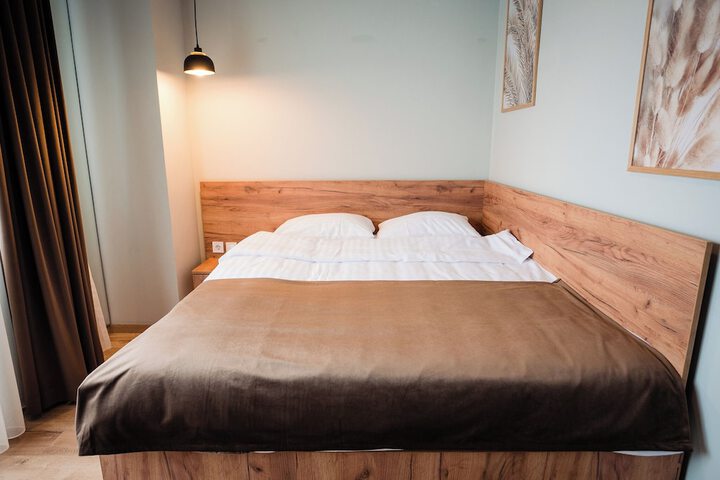 Room 15 of 56