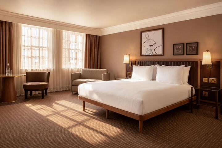 Room 32 of 117