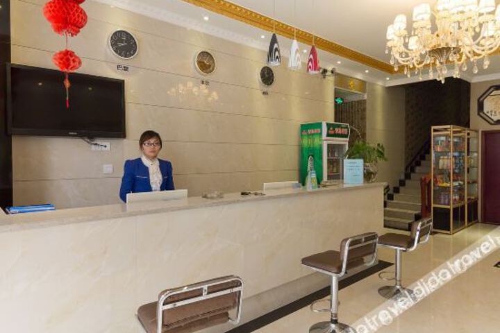 Hotel Interior 10 of 26