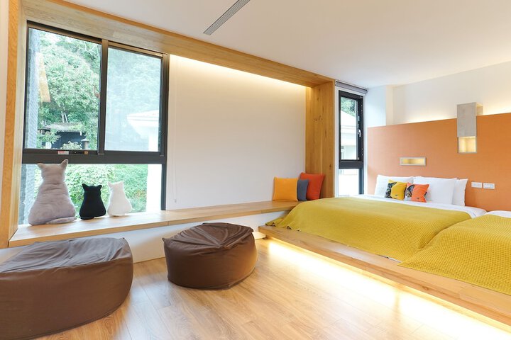 Room 21 of 53