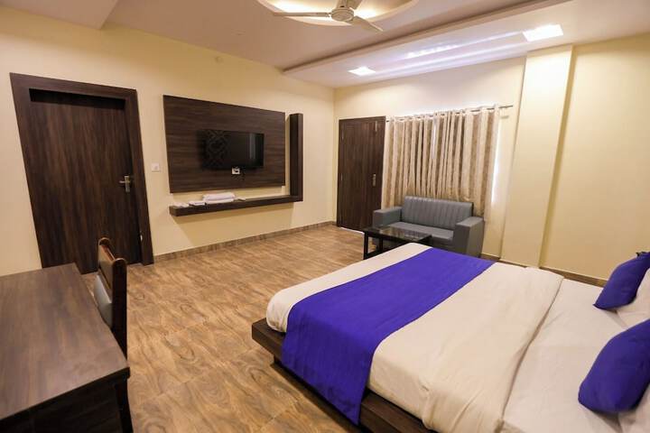 Room 25 of 64
