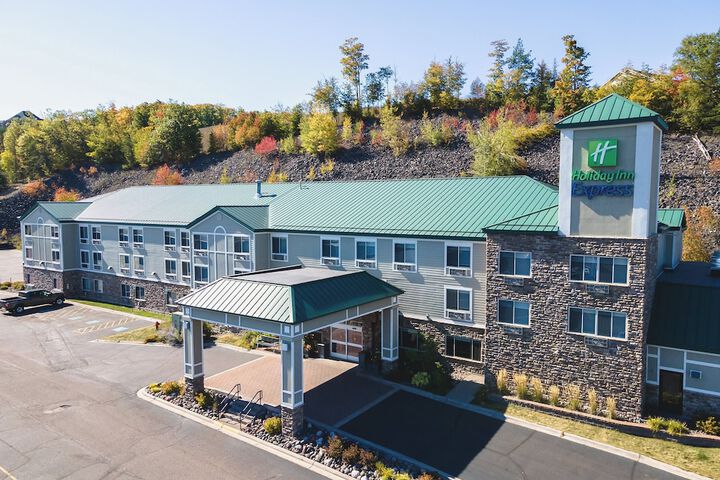 Hotel 85 of 87