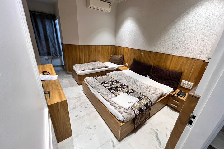 Room 19 of 35