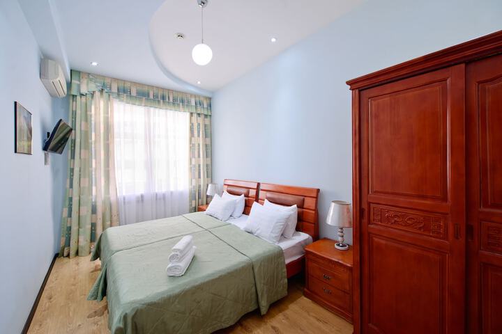 Room 15 of 62