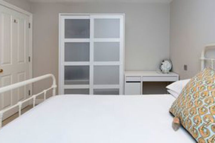 Room 11 of 21