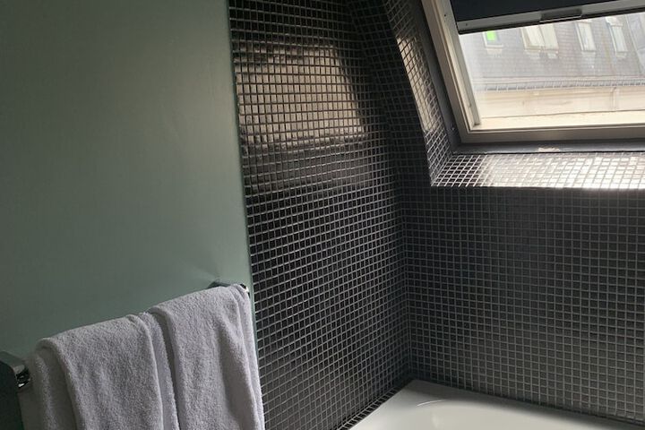 Room 146 of 221