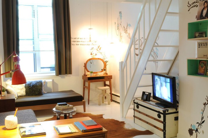 Room 16 of 21