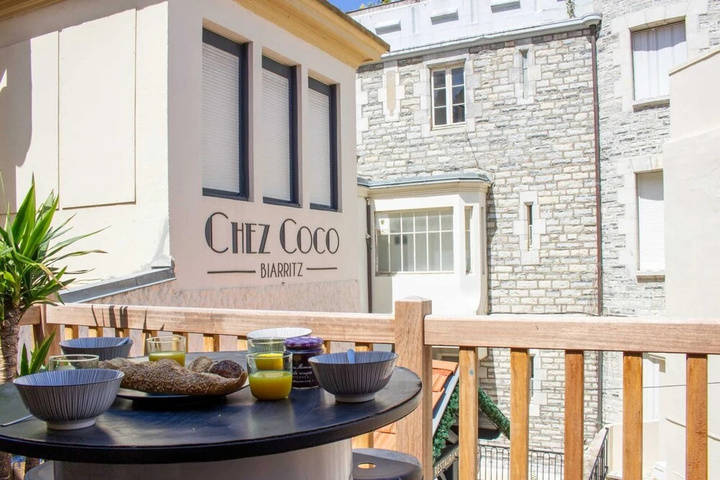 Image of Private Lodge With Skylight in the Centre of Biarritz