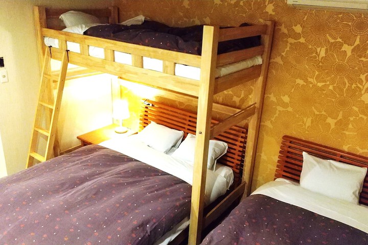 Room 37 of 76