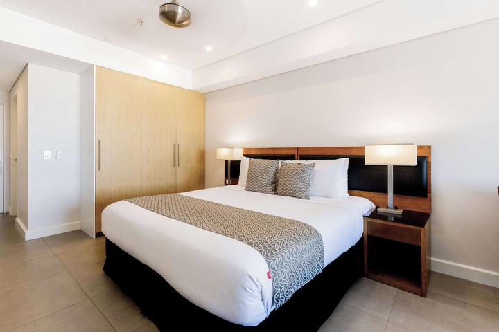 Room 8 of 40