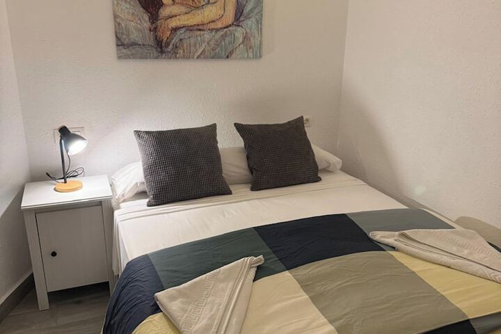 Room 4 of 56