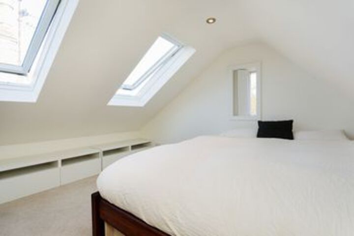 Room 8 of 22
