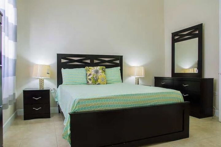 Room 6 of 29