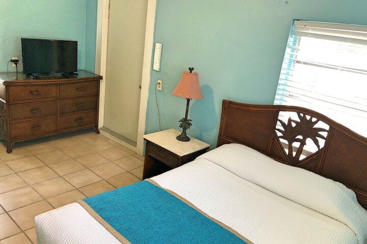 Room 33 of 131