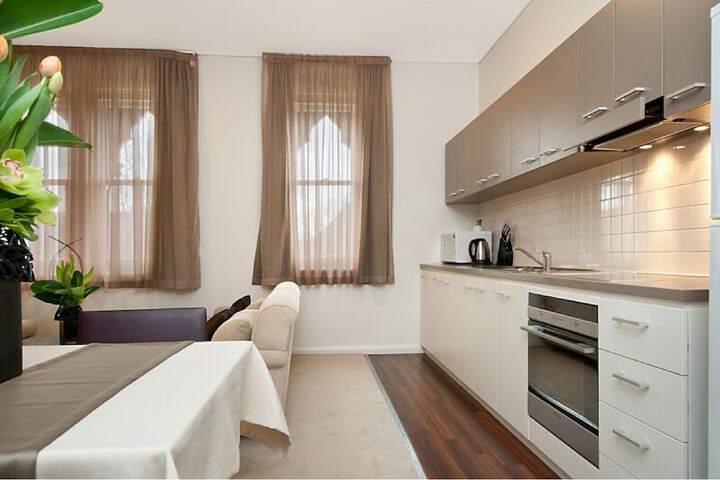 Room 12 of 38