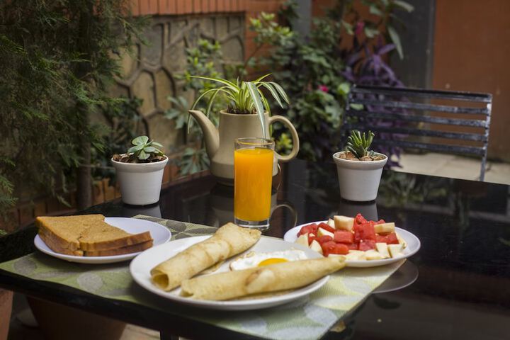 Breakfast/Coffee Service 53 of 61