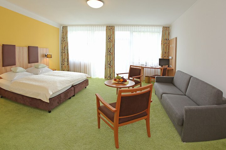 Room 6 of 47