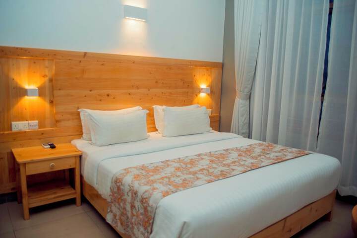 Room 16 of 49