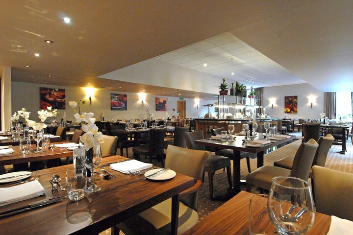 Dining Photos