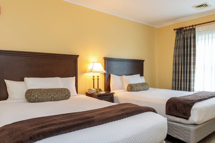 1 King Bed Resort View (2 of 40)