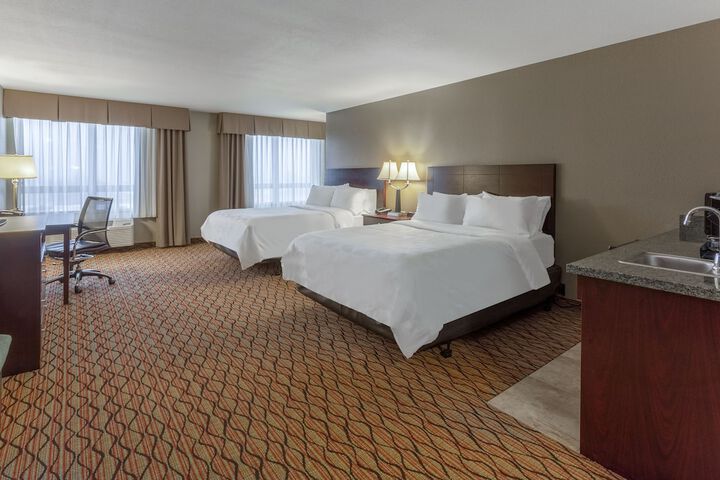 Standard 2 Queen Beds Accessible (21 of 31)