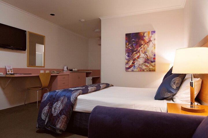 Room 41 of 74