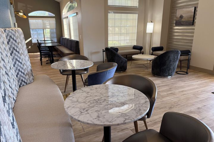 Guest Lobby