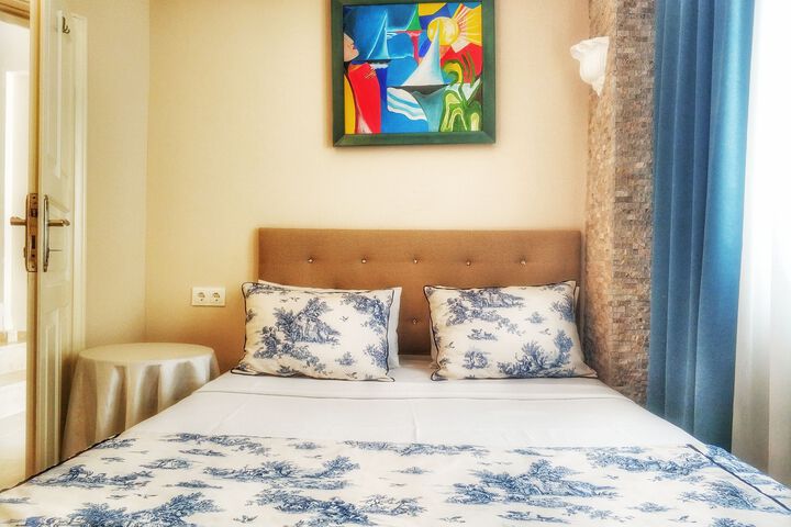 Room 15 of 22