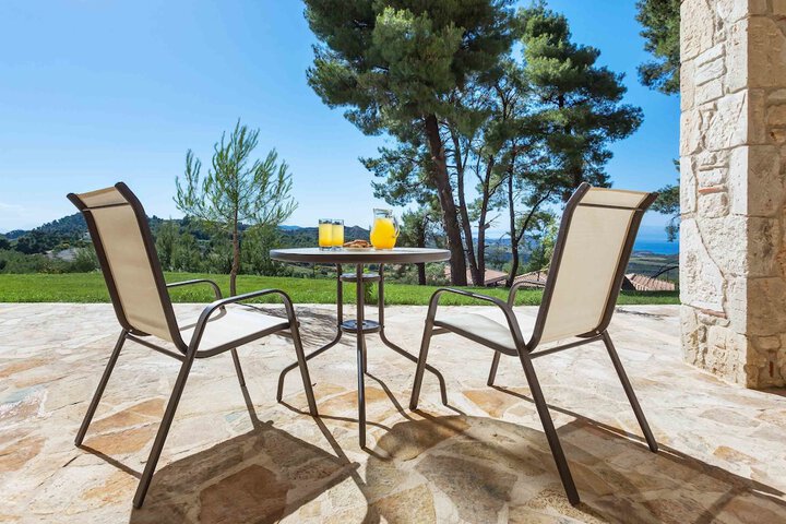 Terrace/Patio 84 of 182