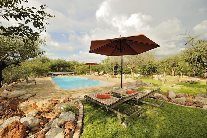 Hotel with Pool