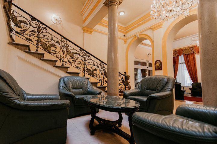 Hotel Lobby