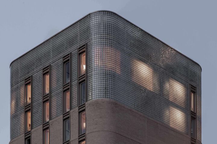Buckle Street Studios by Locke Aldgate