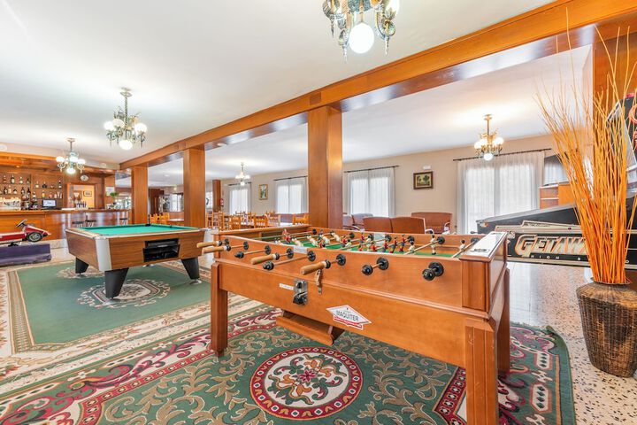 Game room