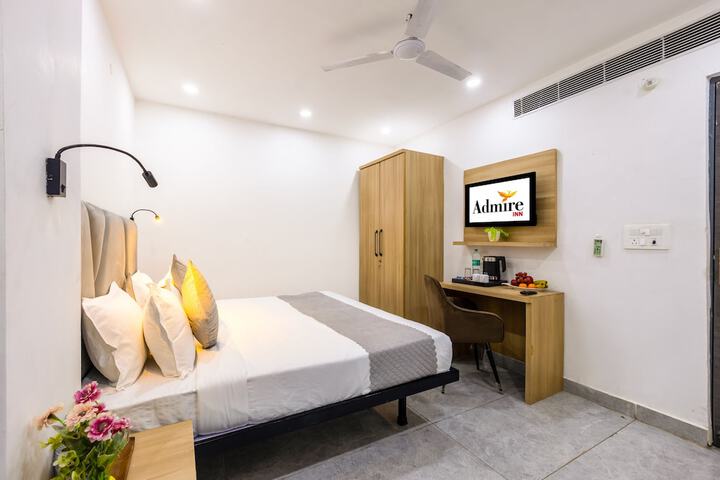 Room 20 of 28
