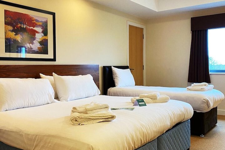 Room 2 of 29