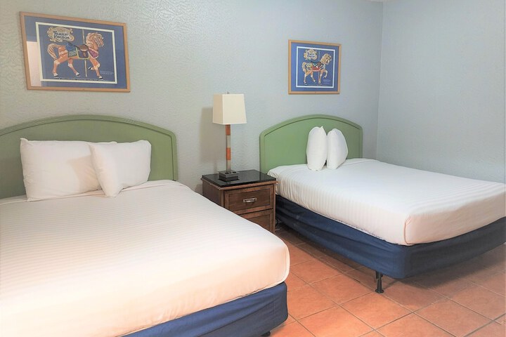 Room 15 of 87