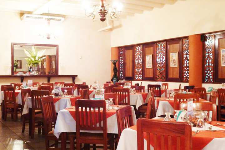Dining Photos