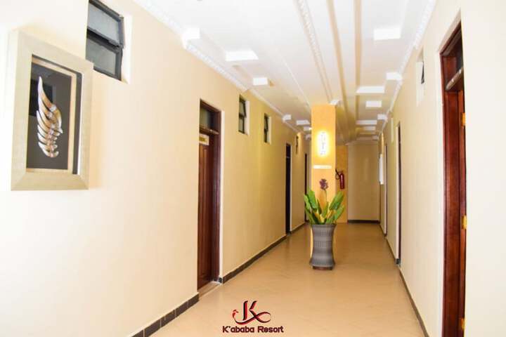 Ballroom/Hall 19 of 25