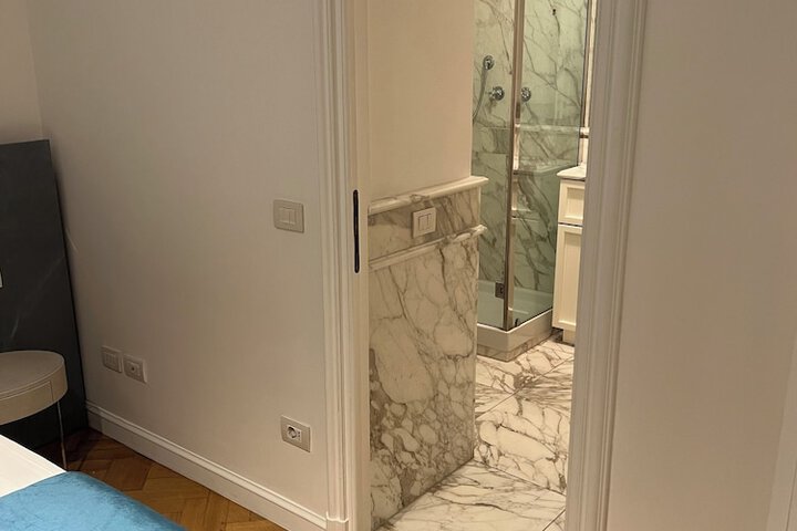 Room 30 of 59