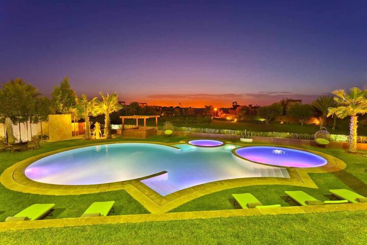 Pool 49 of 85