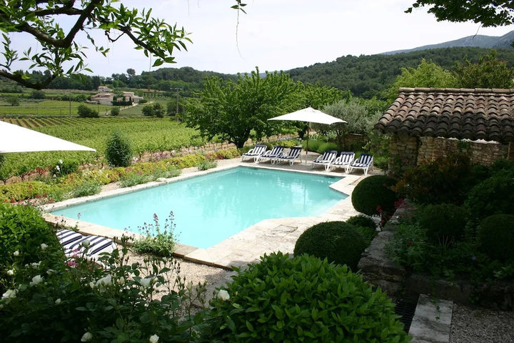 Pool Hotel