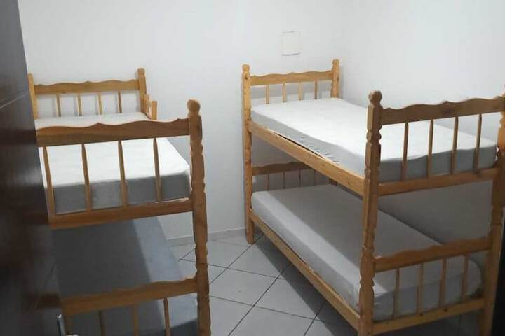 Room 6 of 11
